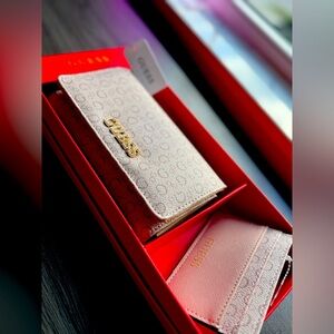 Guess wallet beige new with card holder